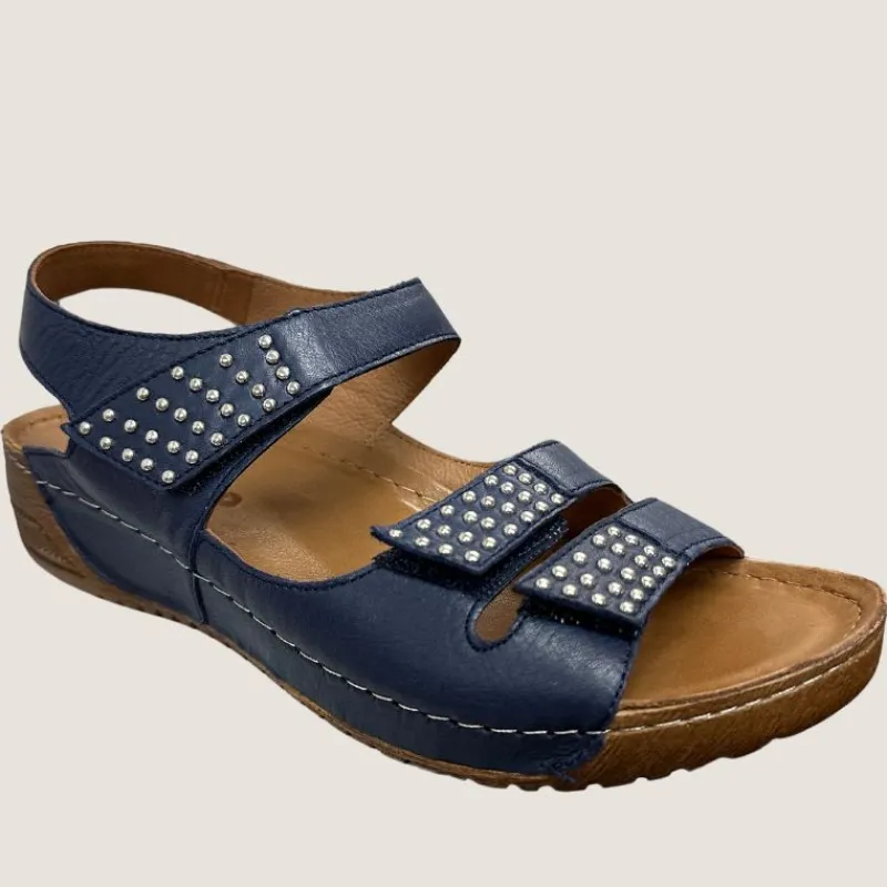 Loretta Sandal | Adesso Fashion