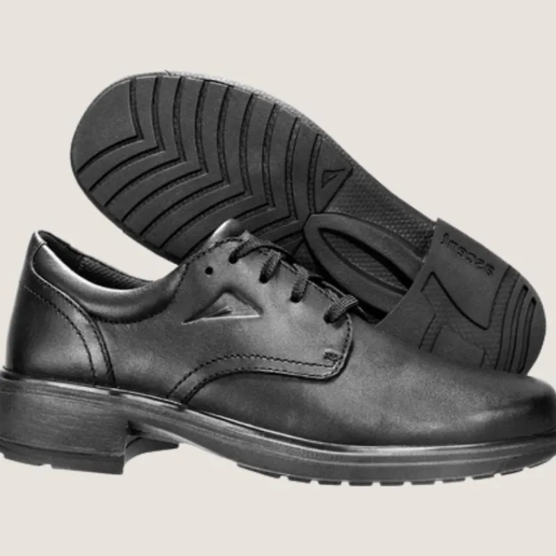 Adiva 2 B Senior School Shoe | Ascent Clearance