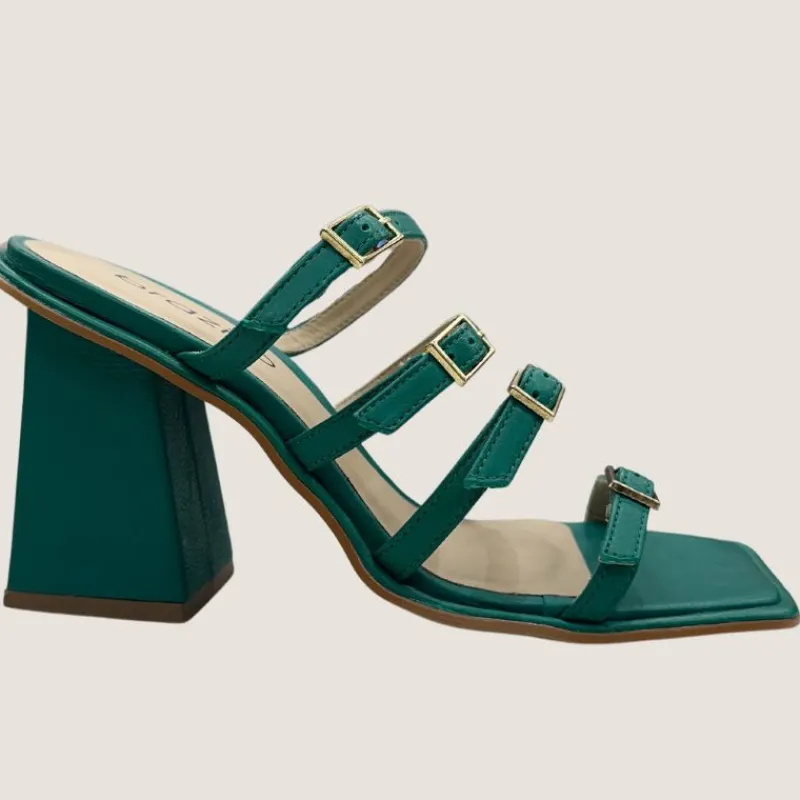 Rachel Heel | Brazilio Hot