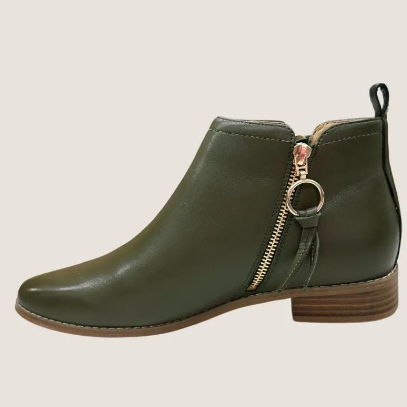 chrissie_dazzle_boot_2.webp Dazzle Boot | Chrissie New
