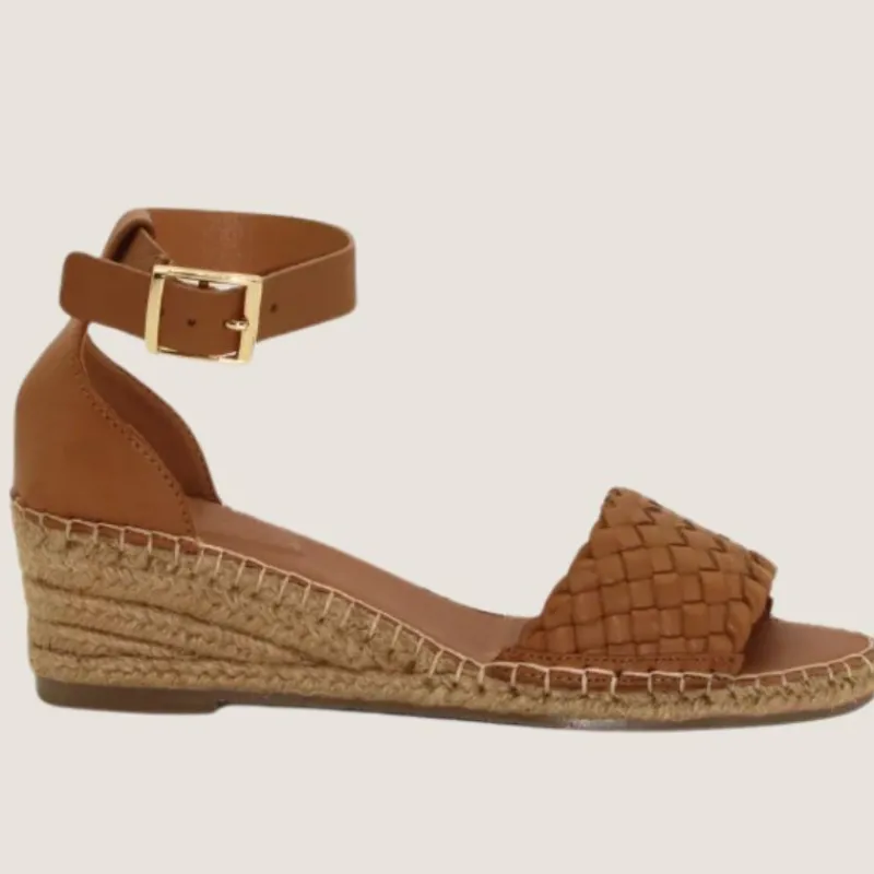 Sasha Wedge | Human Premium Fashion