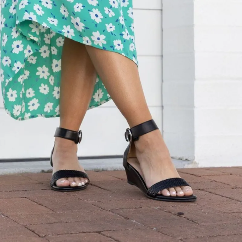 Nasia Wedge | Mia Vita New