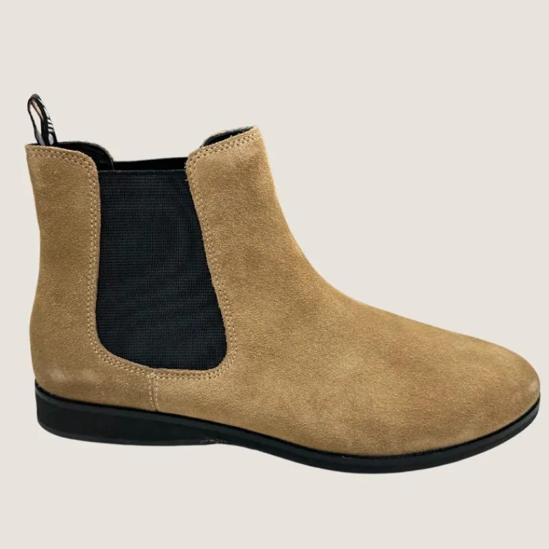 Chelsea Boot | Rollie Online