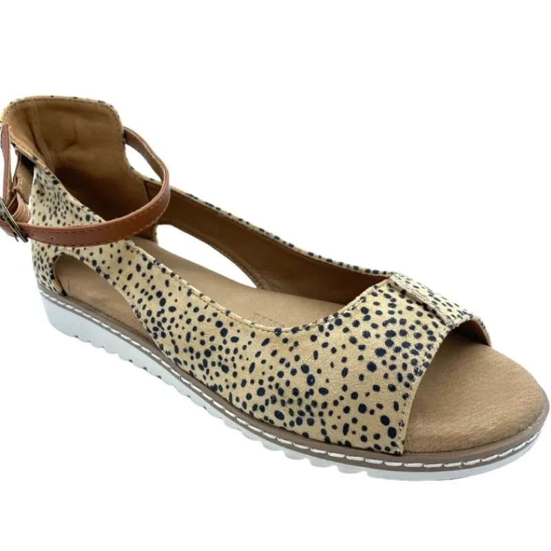 Eileen Sandal | Step On Air New