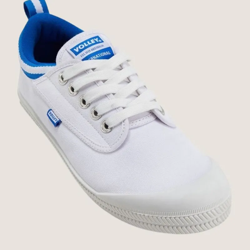 International Low Canvas Shoe | Volley Hot